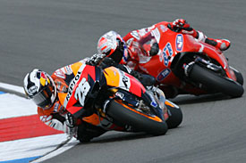 Dani Pedrosa leads Casey Stoner, Assen 2010
