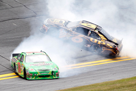 Chaotic practice day at Daytona