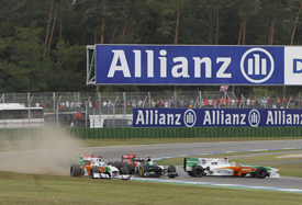 The Force Indias get tangled up on lap one at Hockenheim