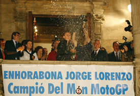 Jorge Lorenzo's Mallorca celebration