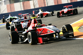 Rio Haryanto leads a GP3 pack in Valencia in 2010