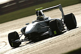Chaves tops Silverstone testing