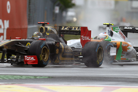 Paul di Resta and Nick Heidfeld make contact in Montreal