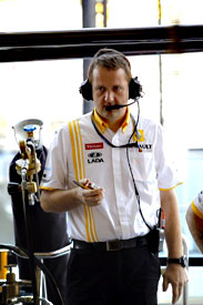 Steve Nielsen, Renault