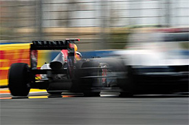 FIA to experiment with double DRS zone