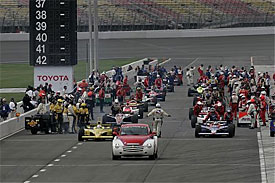 Fontana returns to IndyCar calendar