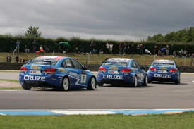 Chevrolet WTCC Donington Park 2011 Muller Huff Menu