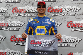 Martin Truex Jr takes Dover pole