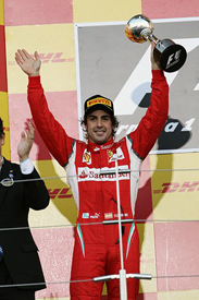 Fernando Alonso on the Suzuka podium