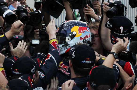 Sebastian Vettel Red Bull 2011 Japanese Grand Prix 