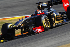 Robert Kubica Renault 2011 Barcelona test F1