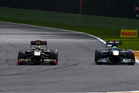 Heikki Kovalainen, Lotus and Bruno Senna, Renault, Spa 2011