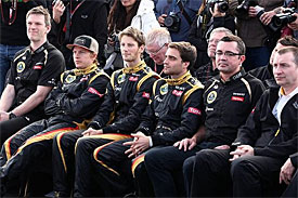 Boullier wants Lotus to regain momentum