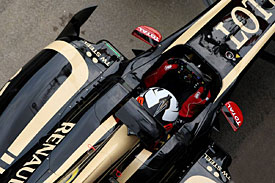 Back where he belongs - Kimi in the cockpit of Lotus's E20