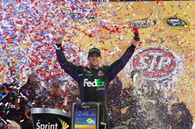 Denny Hamlin wins at Kansas