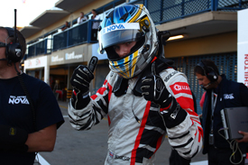 Adrian Quaife-Hobbs takes Curitiba pole 2012
