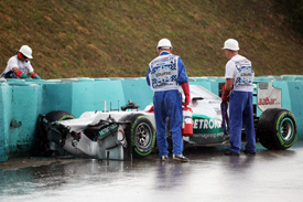 Michael Schumacher crashes in Hungarian GP practice