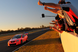 Craig Lowndes wins at Queensland
