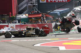 Spa start crash 2012