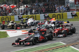 Lewis Hamilton leads Monza start