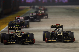 Romain Grosjean Kimi Raikkonen Lotus 2012 Singapore GP