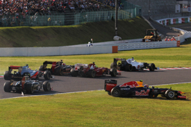Romain Grosjean and Mark Webber collision aftermath, Suzuka 2012