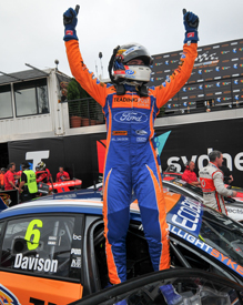 Will Davison wins in Sydney