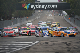 Start V8 Supercars Homebush 2012
