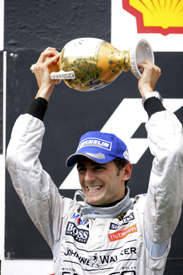 Pedro de la Rosa on the Hungary podium, 2006