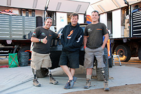 Robby Gordon and the R2R crew
