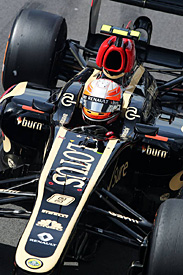 Lotus forced to modify suspension