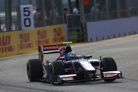 Jolyon Palmer, Carlin, Singapore GP2 2013