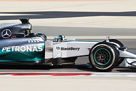 Rosberg buoyed by low-fuel pace