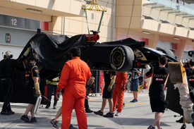 Pastor Maldonado's Lotus on a truck, Bahrain F1 testing, February 2014