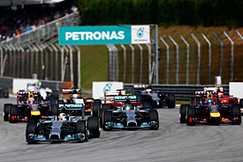 Mercedes: rules change talk 'absurd'