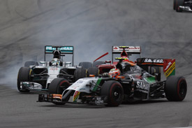 Hamilton gets together with Raikkonen