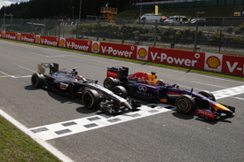Kevin Magnussen, McLaren, races with Sebastian Vettel, Red Bull, Belgian GP 2014, Spa