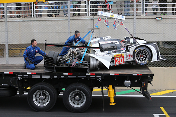 Mark Webber, Porsche, Interlagos WEC crash 2014