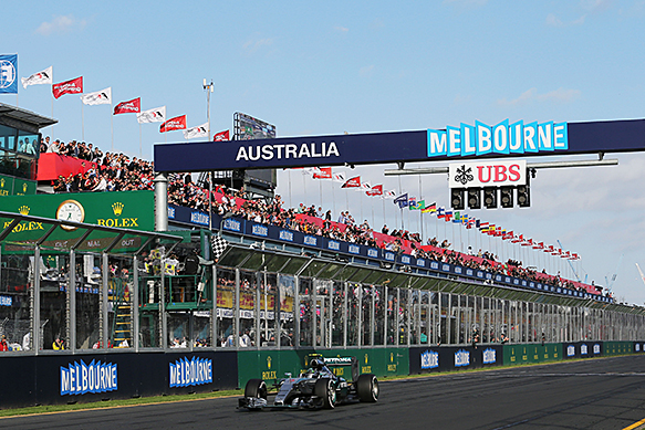 Lewis Hamilton wins the 2015 Australian GP