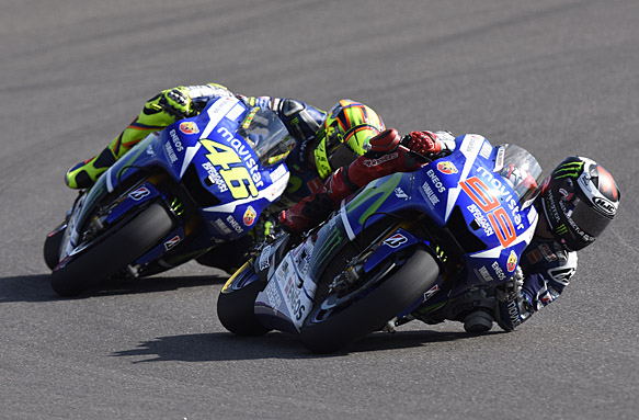 Jorge Lorenzo leads Valentino Rossi, MotoGP 2015