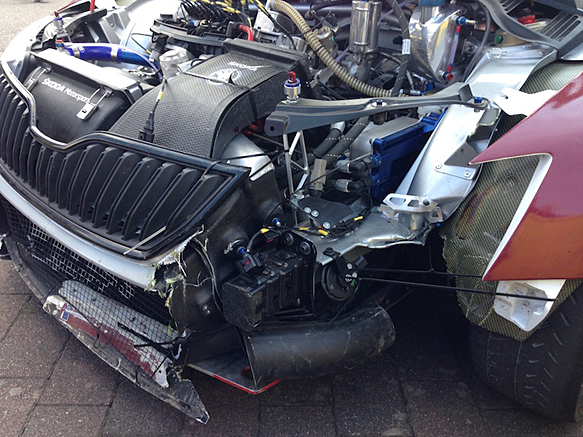 Nasser Al-Attiyah, damage, WRC Germany 2015