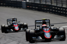 Button, Alonso, McLaren, Monaco 2015