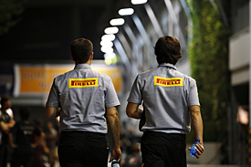 Pirelli � FIA ���������� �������� &copy; LAT